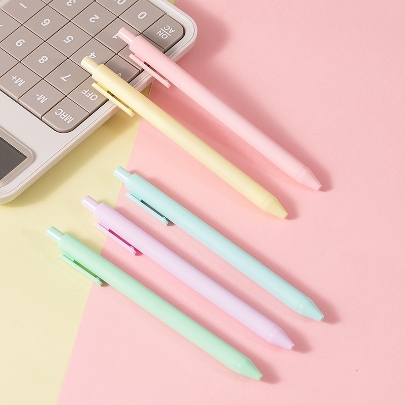 Set 5 bút bi mực đen ngòi 0.5mm có bán ruột thay thế và bán lẻ