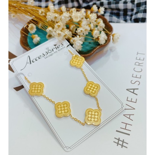 Lắc Tay Cỏ 4 Lá Titan Ko Han Rỉ TT 3825