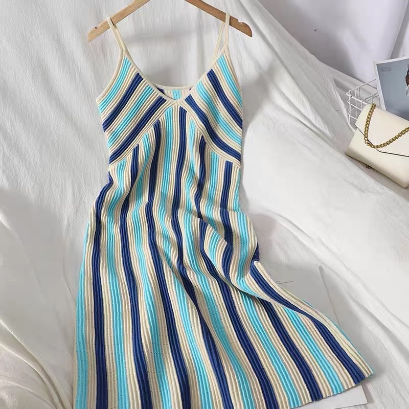 đầm váy len dây sọc sexy (2149#)