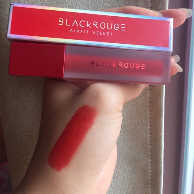Son black rouge