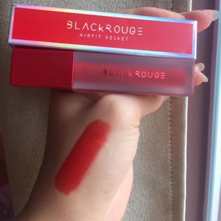 Son black rouge