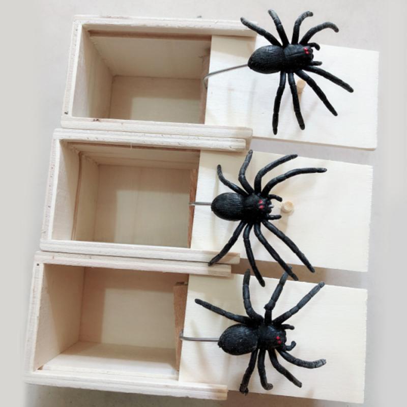 Bán nóng 1 PC Scare Box Gỗ Prank Trick Scaring Toy Spider Worm Gag Toyjoke Tháng tư Cá ngày Món quà bất ngờ Hộp đồ chơi Halloween