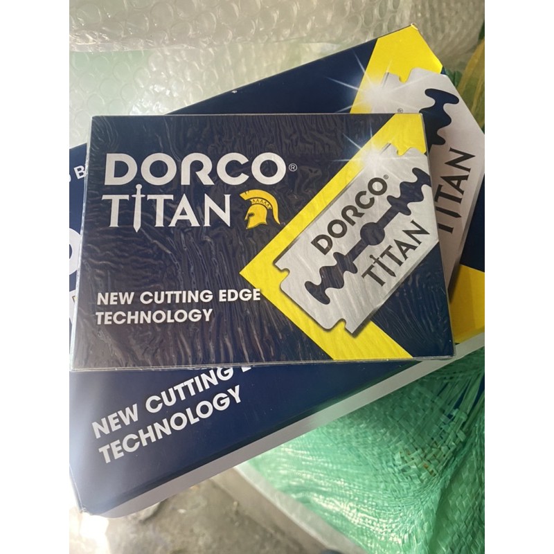 Hộp lưỡi lam DORCO HQ màu đỏ