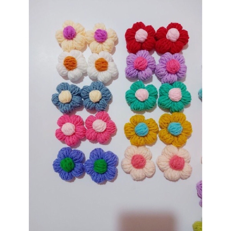 Hoa len trang trí pin cài hoa len