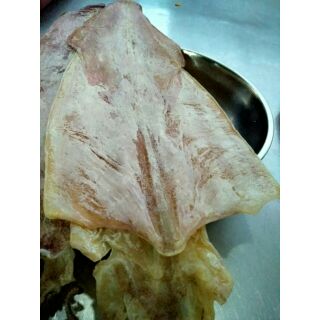 Mực khô loại 1 ( 4 con siêu bự)