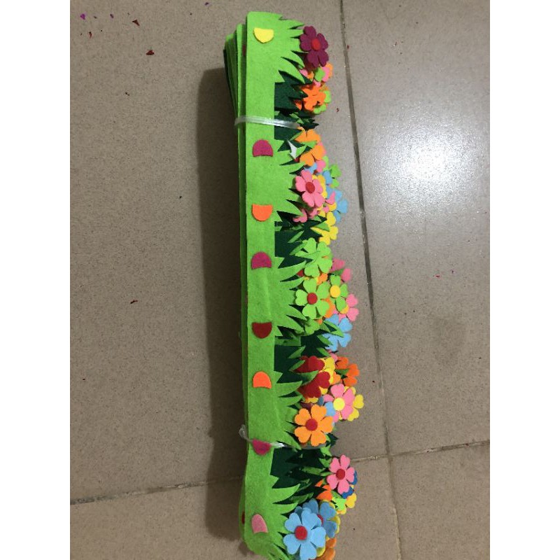 Cỏ nỉ trang trí chân tường