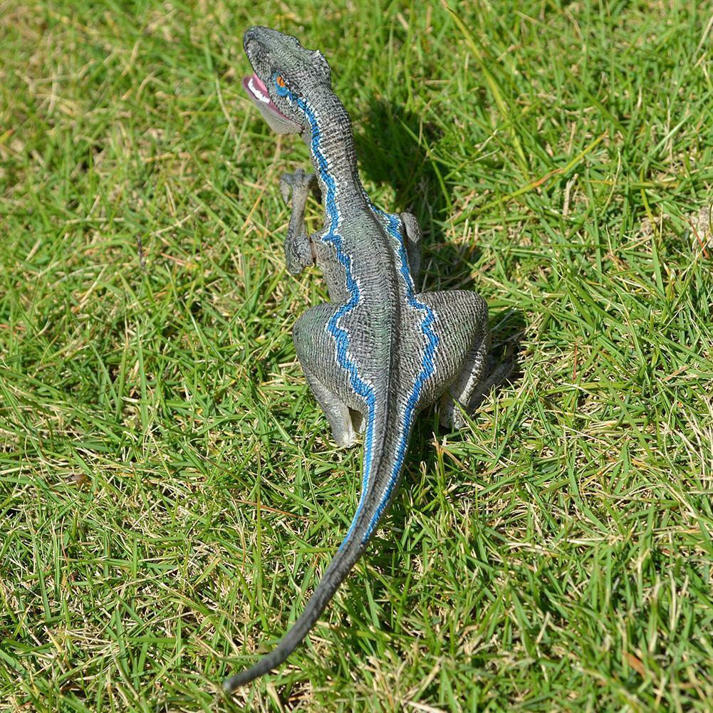 Đồ chơi khủng long Velociraptor hoạ tiết xanh dương trong phim Jurassic World quà tặng ý nghĩa cho trẻ nhỏ