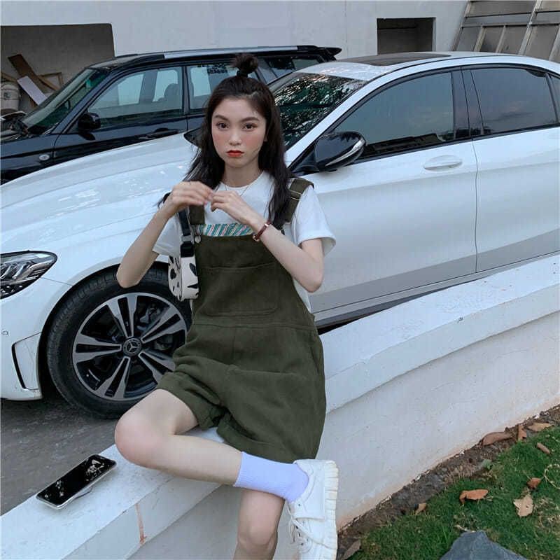 Quần yếm đùi kaki ống rộng thời trang phong cách nữ sinh năng động màu xanh rêu và trắng sữa ulzzang
