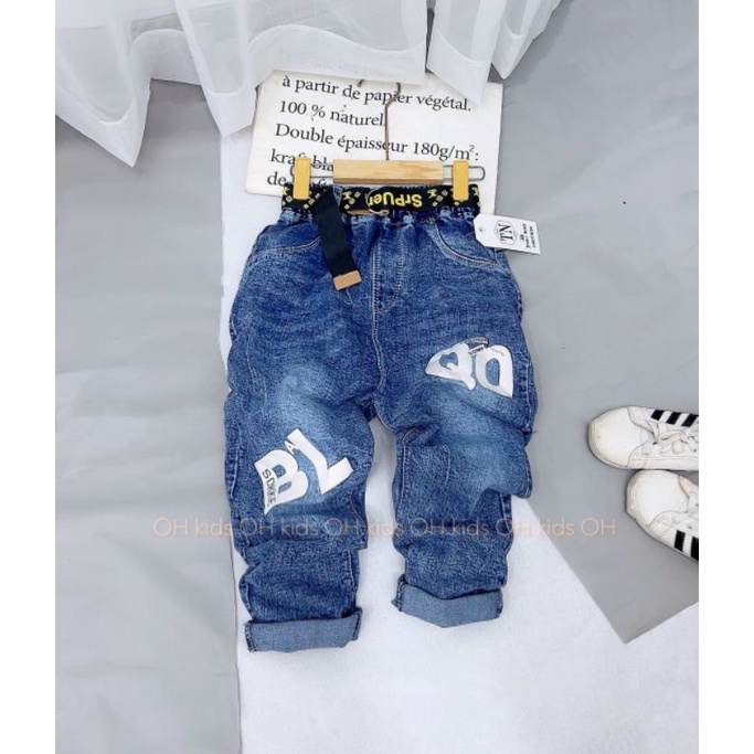 Quần jean in họa tiết chữ cái cho bé  Q013