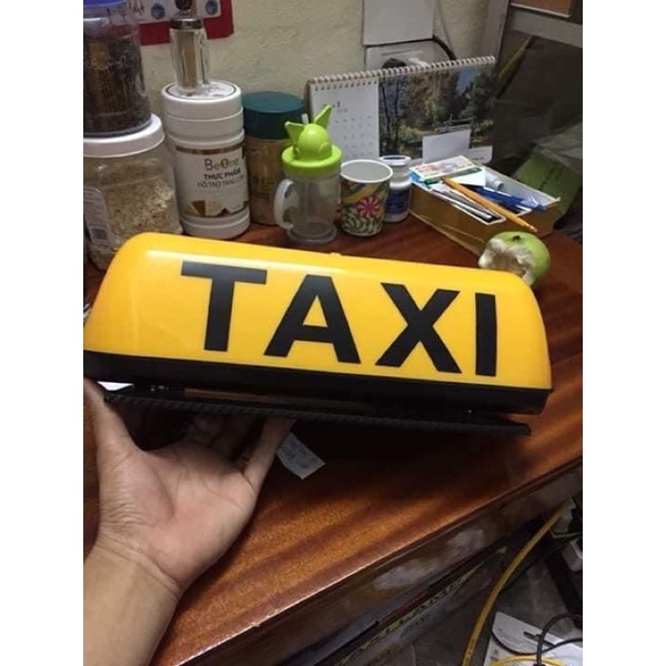 Mào Xe Taxi nam châm có đèn ô tô