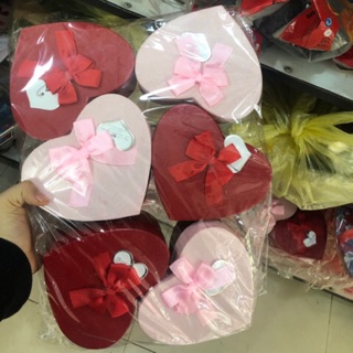 hộp đựng quà,socola valentine kích thước ngang 15 cao 4cm
