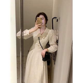 Đầm maxi dài tay phối ren xinh xắn dành cho nữ