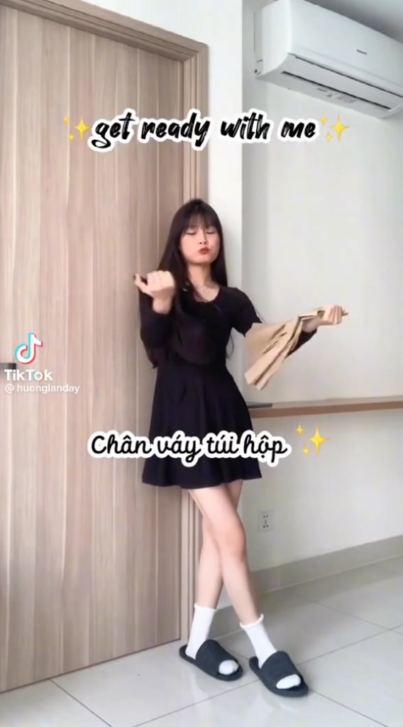 Chân Váy KaKi Túi Hộp Hai Màu Nâu Đen Phong Cách Hàn Quốc Có Quần Trong | BigBuy360 - bigbuy360.vn