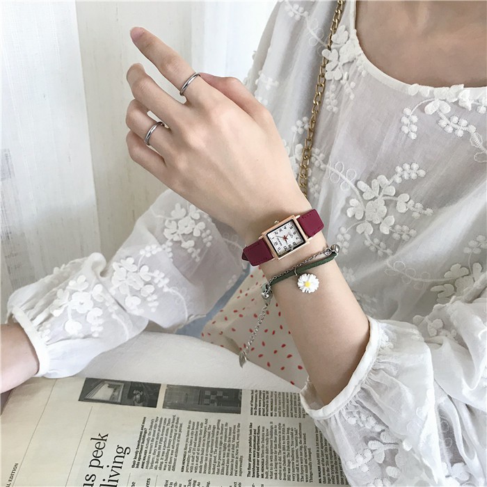 Đồng thồi trang nữ Gaiety dây da mềm êm tay, mặt chữ nhật chống trày xước tốt | BigBuy360 - bigbuy360.vn