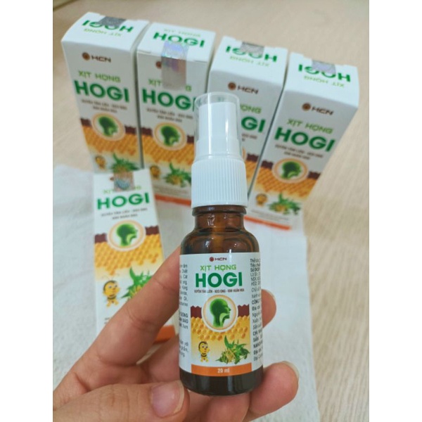 Xịt họng Xuyên tâm Liên Hogi 20ml làm dịu tức thời các cơn đau họng rát cổ ho khan