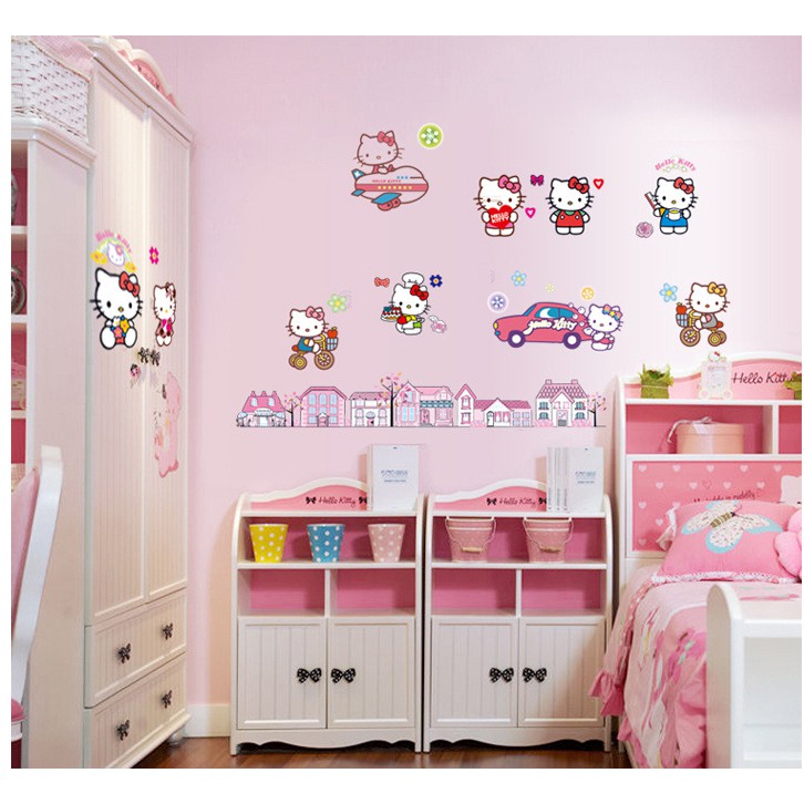 Decal dán tường Kitty thành phố