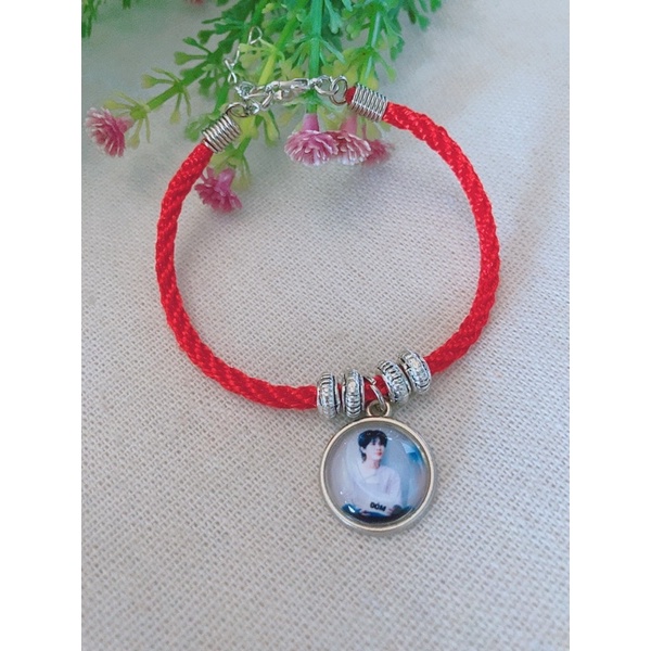 Vòng tay in hình theo yêu cầu