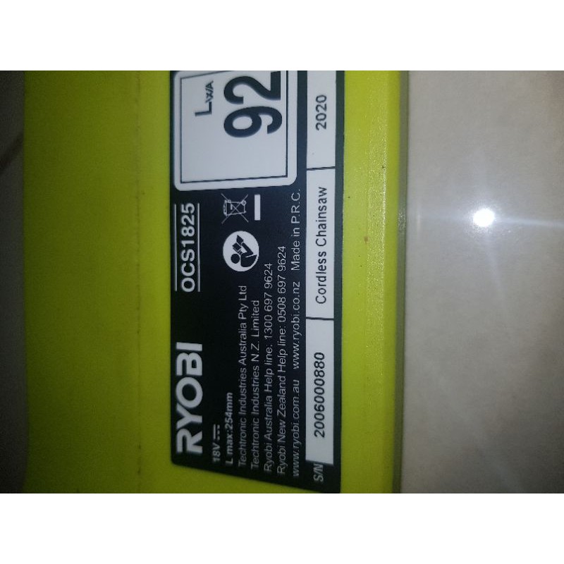 Máy cưa xích pin