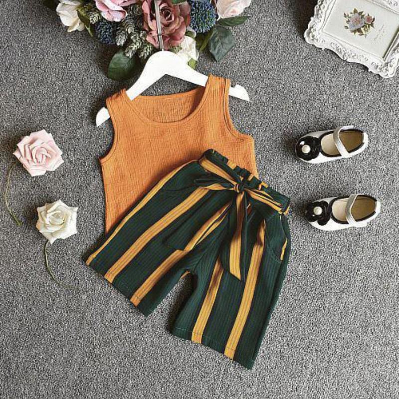 Bộ áo thun sát nách + quần ngắn kẻ sọc cho bé gái