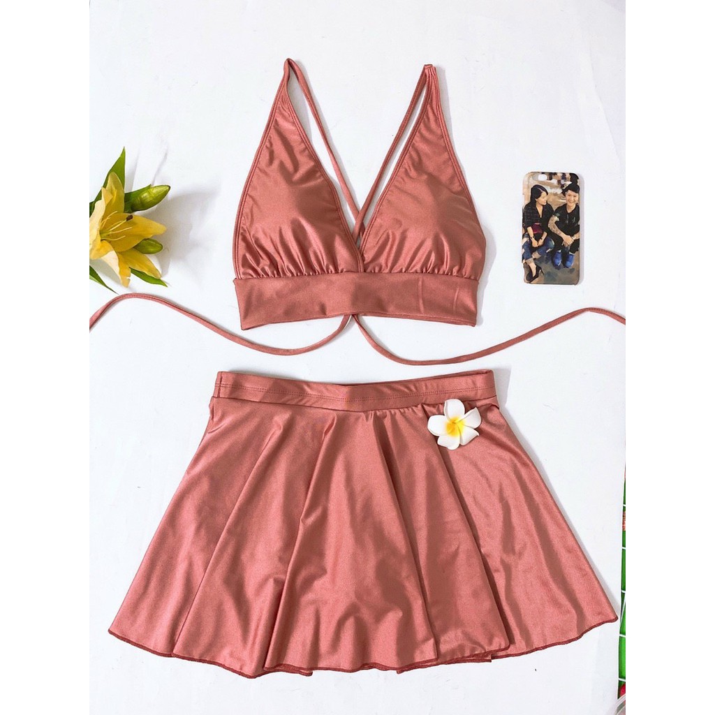 Bikini hai mảnh hồng ruốt dáng váy nữ tính mặc đi biển đi bơi đẹp ( Hàng loại 1)