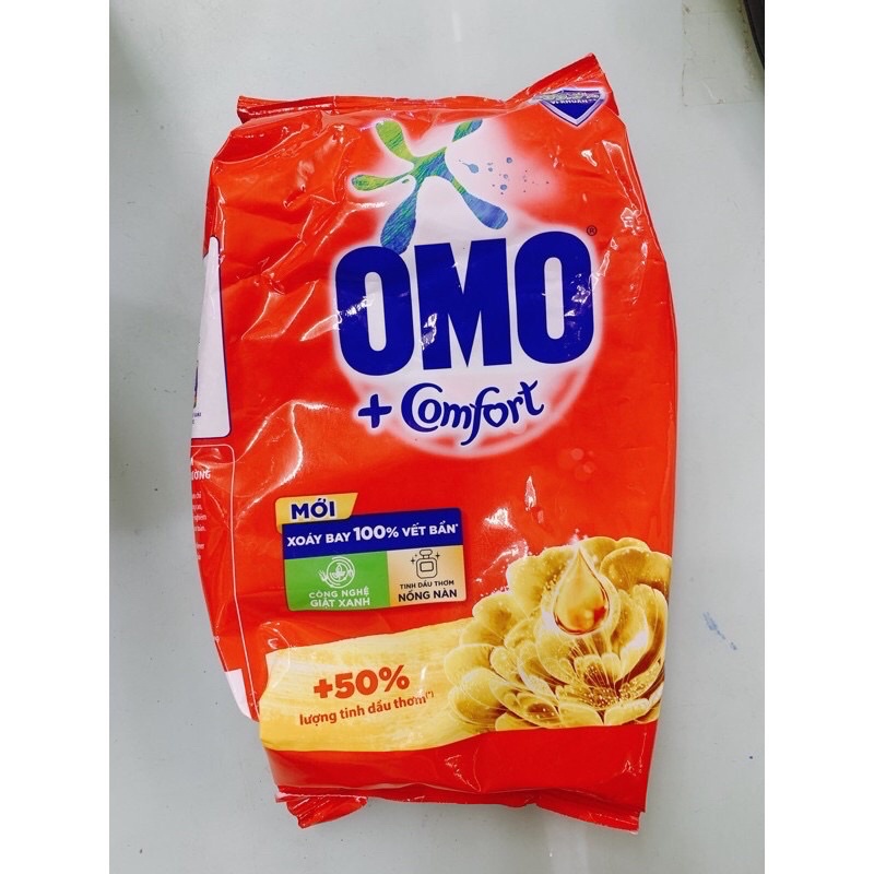 Bột giặt omo tinh dầu thơm hương comfort