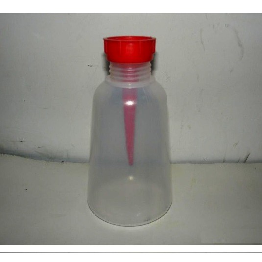 BÌNH TRA DẦU MÁY CÓ CHIA VẠCH 250ML