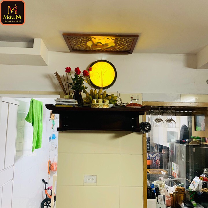 Đèn Để Bàn Trang Trí Bàn Thờ / Đèn Hoa Sen in họa tiết tranh trúc chỉ, khung sắt, Đường kính 30cm