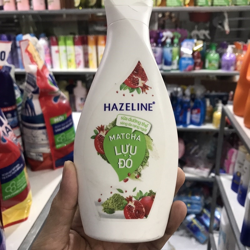 HAZELINE sữa dưỡng thể Matcha và Lựu đỏ 230ml