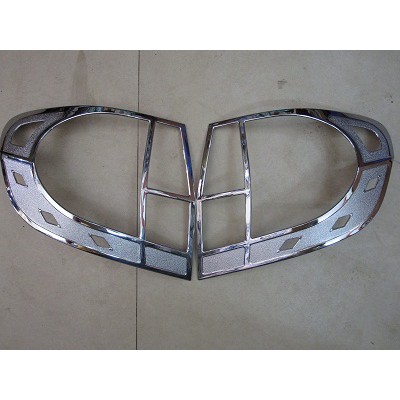 Bộ ốp viền đèn hậu xe Hyundai Getz form 2007-2012