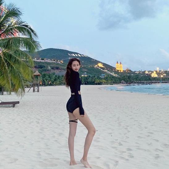 ⚡ SALE | HOT | | Sales Hè | Bộ đồ usronnie đi biển và đi bơi Hàn Quốc CÓ SẴN . Chất lượng oke ~~~ .. .