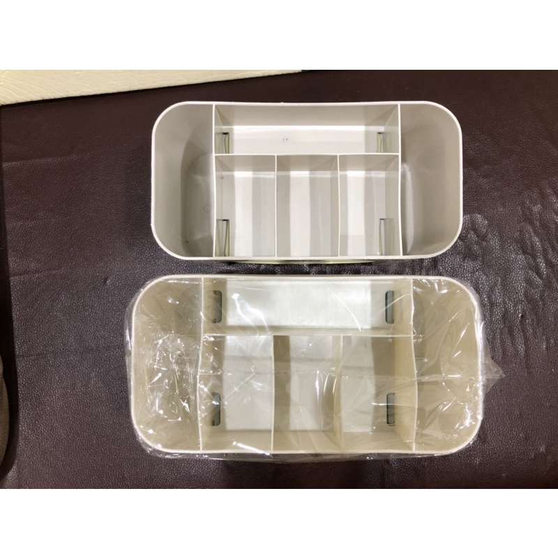 KỆ MỸ PHẨM NHỰA NHIỀU NGĂN