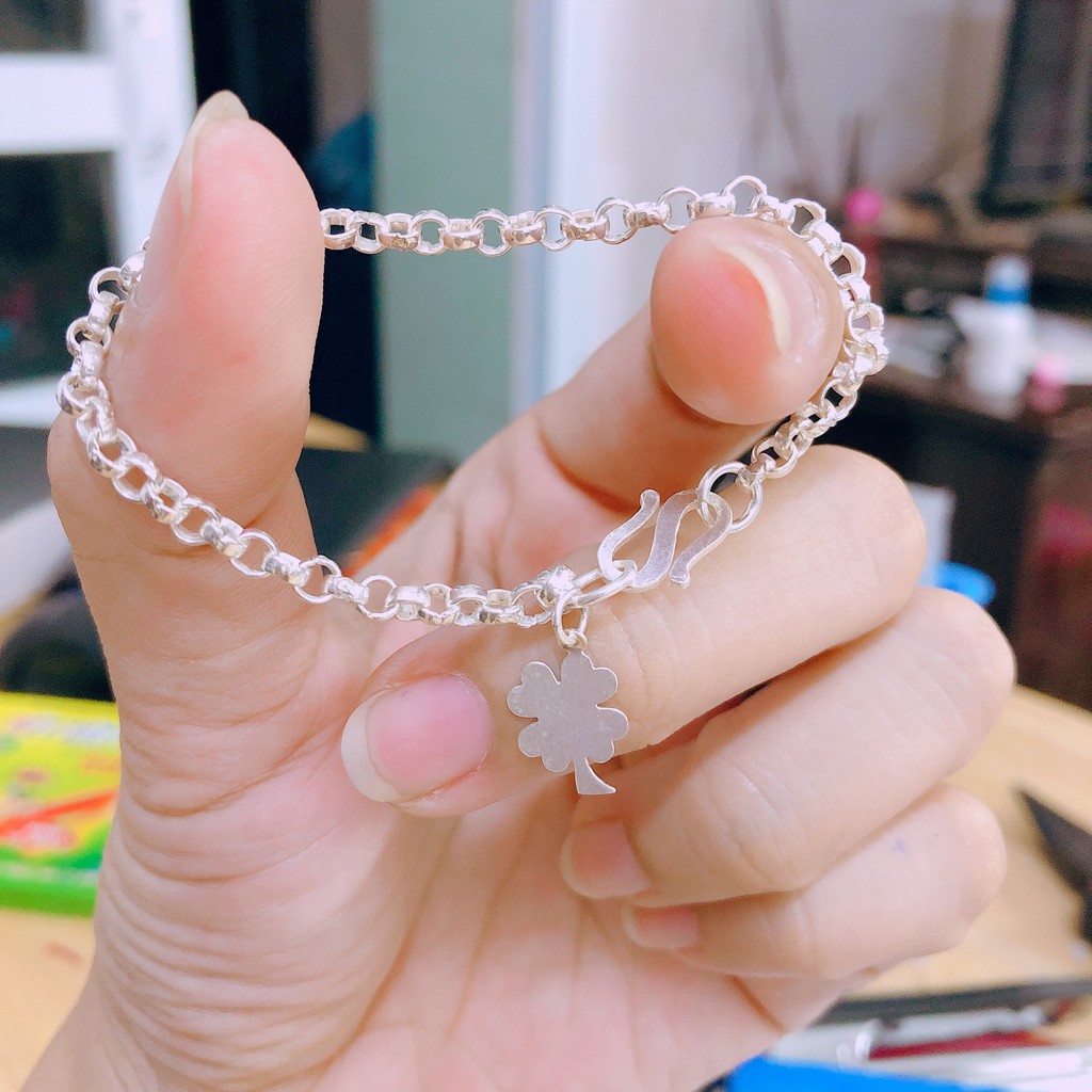 LẮC TAY BẠC TA XINH XẮN ĐUÔI 4 LÁ