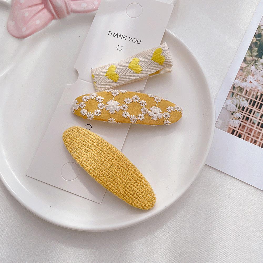 Bộ 3 Kẹp Tóc Họa Tiết Trái Tim Thời Trang