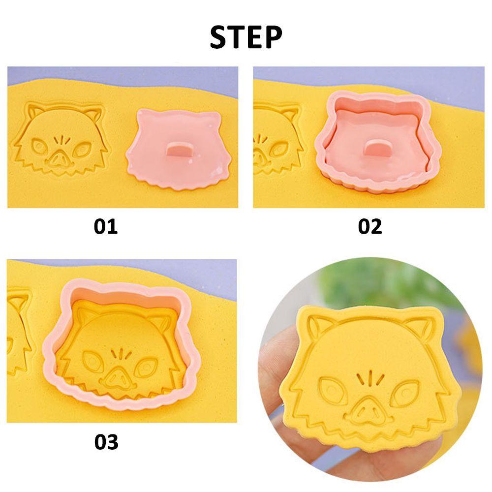 Bộ 8 Khuôn Làm Bánh Quy Hình Anime Xinh Xắn