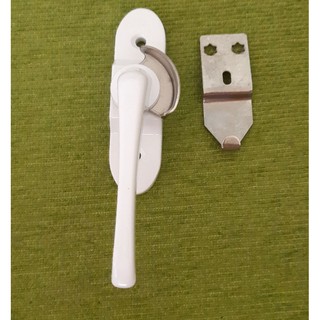 Khóa sò, khóa bán nguyệt cửa lùa nhựa lõi thép uPVC, cửa window