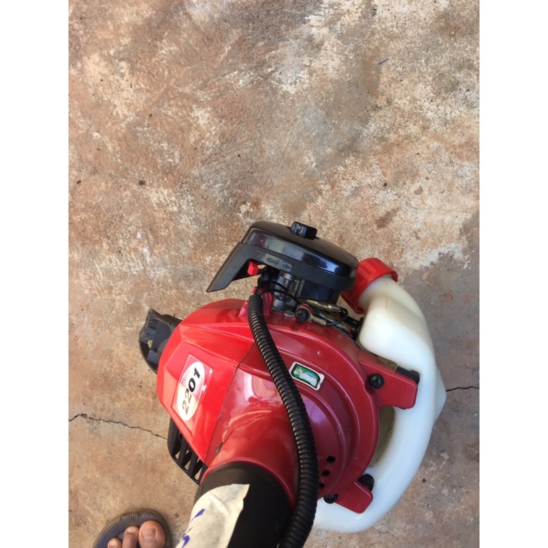 Máy cắt cỏ nhật bãi shindawa