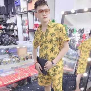 Bộ cây dừa vàng đi biển đi chơi mặc nhóm quá đẹp . Ảnh thật chất kate mềm mịn loại 1 bao chất có đủ size