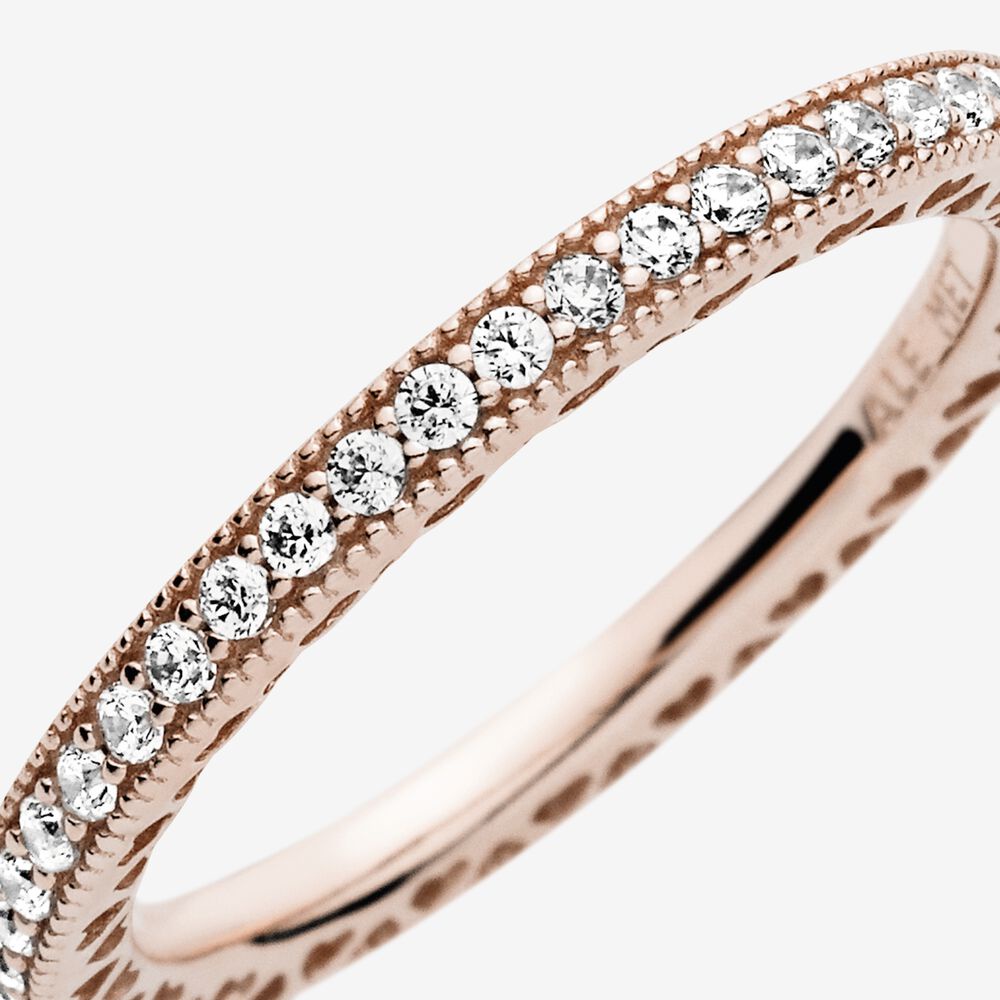 Nhẫn Trái Tim Rỗng Sáng Làm Quà Tặng Valentine