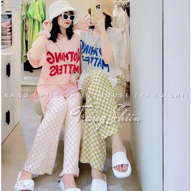 Set Bộ Quần Kẻ Caro Ống Rộng Dài Áo Phông Trắng Chữ