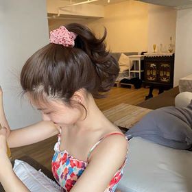 Scrunchies vải voan họa tiết trái tim