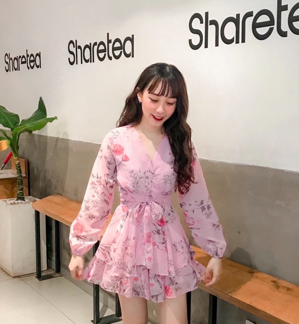 JUMPSUIT HOA TẦNG CỔ V CỘT EO