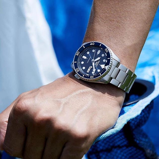 Đồng hồ cơ nam chính hãng Seiko 5 SRPD51K1S dây thép, kính Hardlex, 1 sản phẩm thuộc