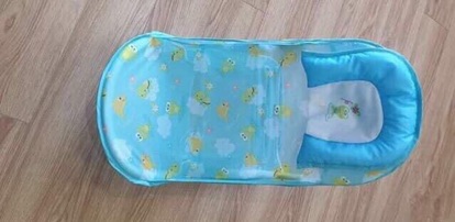 Ghế tắm cho bé