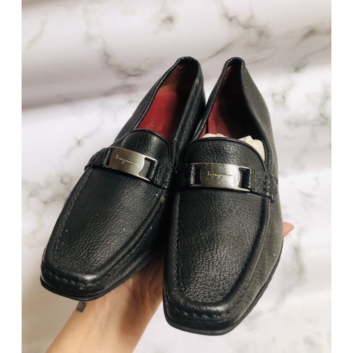 💚 👠  •Giày chuẩn si cao gót chính hãng hiệu của nữ salvatore ferragamo 97%•