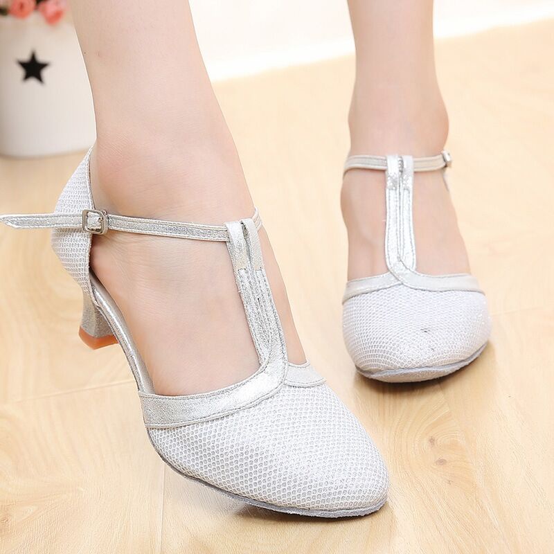 Giày Cao Gót Nhảy Latin Truyền Thống Màu Vàng Cỡ 5cm/7cm
