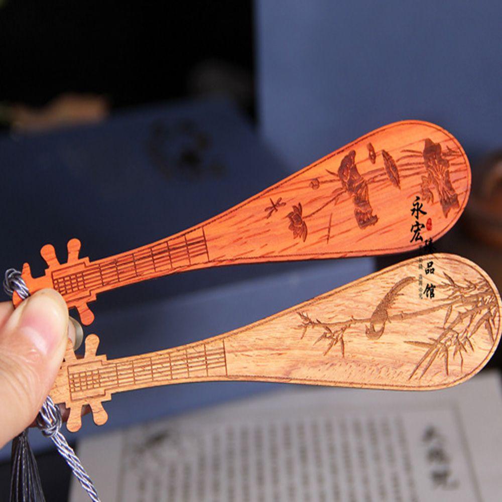 Kẹp Sách Bằng Tre Phối Tua Rua Phong Cách Retro