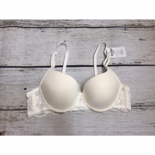 ÁO LÓT LOVELY MÚT VỪA TRƠN DÂY REN mã 175