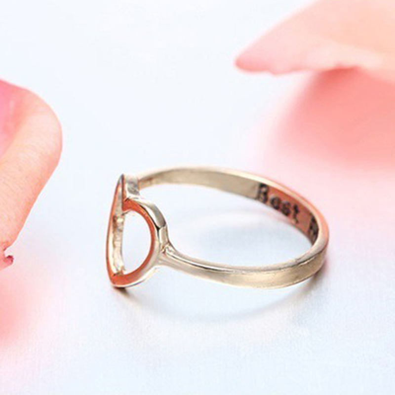 Nhẫn khắc chữ Best Friend thời trang cho cặp đôi