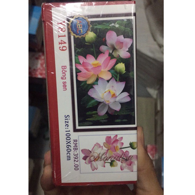 Tranh Đính Đá Hoa Sen - Kích thước: 100x60cm ( chưa đính đá)