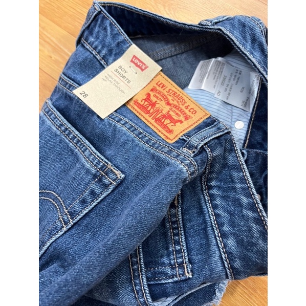 Quần short l€vis